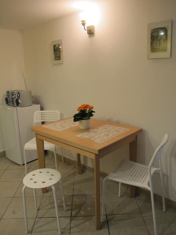 Apartament Kazimierz Brzozowa Lägenhet Krasków Rum bild